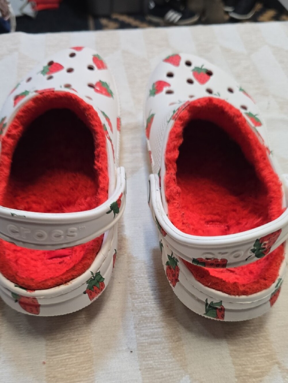 CROCS White Clogs with Red Strawberry Print and Red Lining - Picture 5 of 5